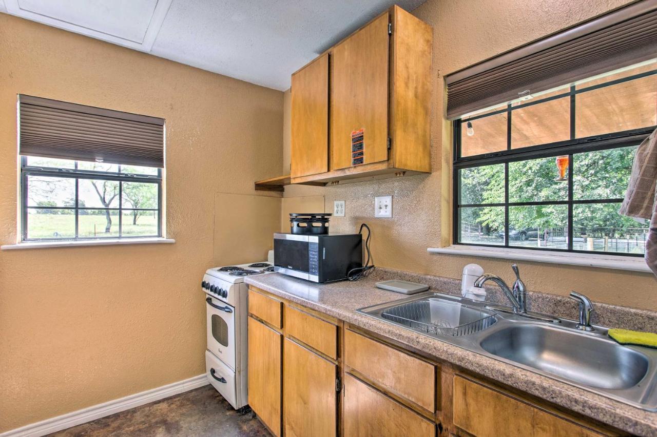 Texas Cabin On 130 Acres Walk To Lake Ray Roberts Collinsville Exterior photo